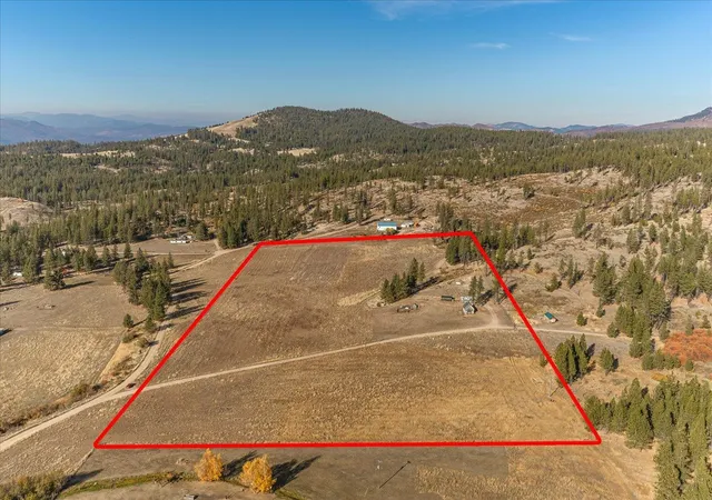 Photo 1 of Land for sale at 6171m Coyote Cyn Rd, Fruitland, WA 99129 | MLS# 202626193 | Listing updated on 2026-10-24
