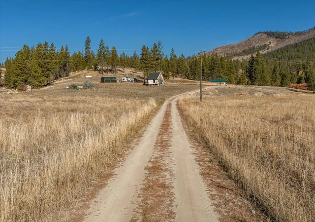 Photo 3 of Land for sale at 6171m Coyote Cyn Rd, Fruitland, WA 99129 | MLS# 202626193 | Listing updated on 2026-10-24