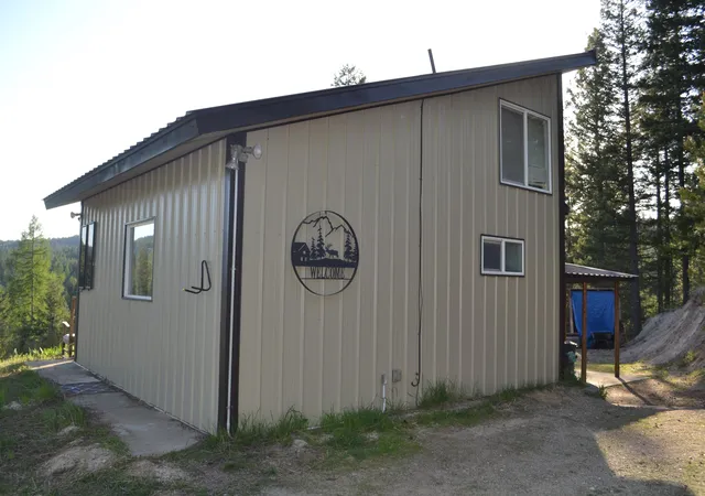 Photo 4 of Single family home for sale at 4450 Cc Buck Crk Rd, Loon Lake, WA 99148 | MLS# 202626194 | Listing updated on 2026-10-24
