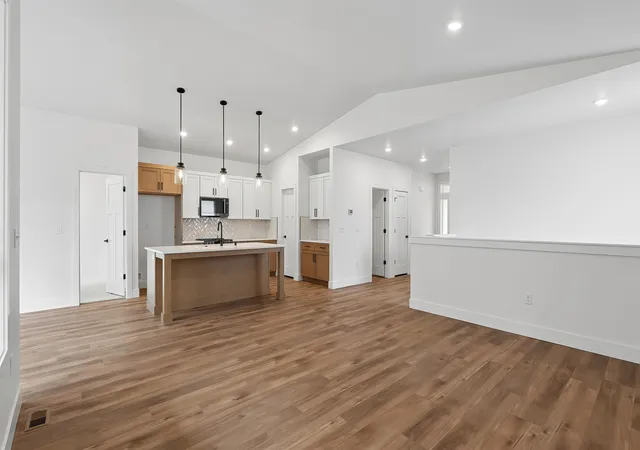Photo 4 of Single family home for sale at 16809 N Wellington Rd, Colbert, WA 99005 | MLS# 202626199 | Listing updated on 2026-10-24