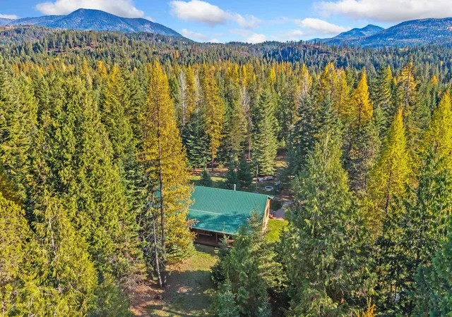 Photo 3 of Single family home for sale at 74 Rocker Box Ln, Metaline Falls, WA 99153 | MLS# 202626200 | Listing updated on 2026-10-24
