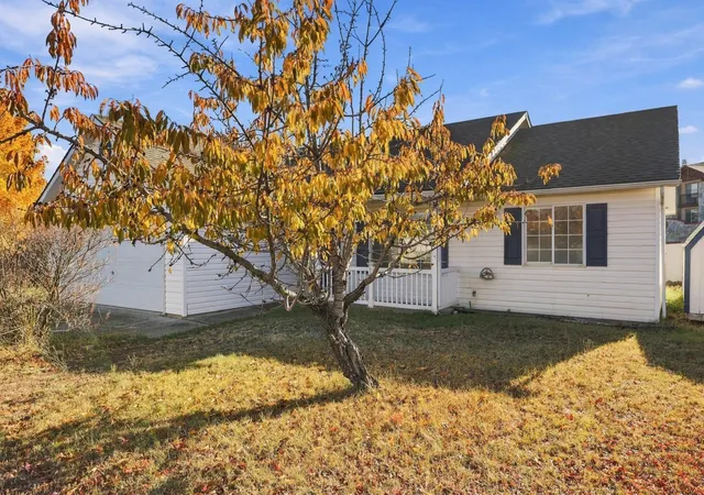 Photo 1 of Single family home for sale at 3001 Silverthorn Ln, Cheney, WA 99004 | MLS# 202626214 | Listing updated on 2026-10-25
