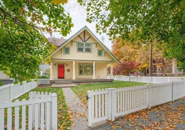 Single family home for sale at 1637 S Grand Blvd, Spokane, WA 99203 | MLS# 202626217