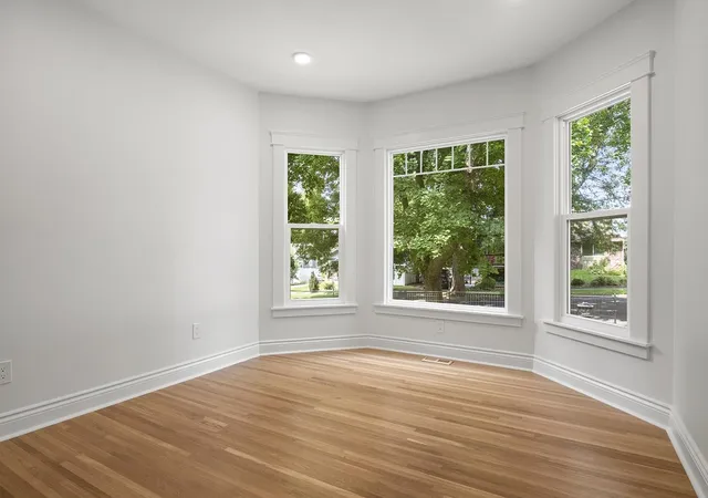 Photo 3 of Single family home for sale at 1726 E 13th Avenue, Spokane, WA 99202 | MLS# 202626237 | Listing updated on 2026-10-27