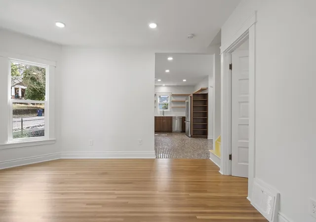 Photo 4 of Single family home for sale at 1726 E 13th Avenue, Spokane, WA 99202 | MLS# 202626237 | Listing updated on 2026-10-27