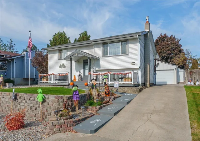 Photo 1 of Single family home for sale at 715 E St Thomas Moore Way, Spokane, WA 99208 | MLS# 202626247 | Listing updated on 2026-10-26