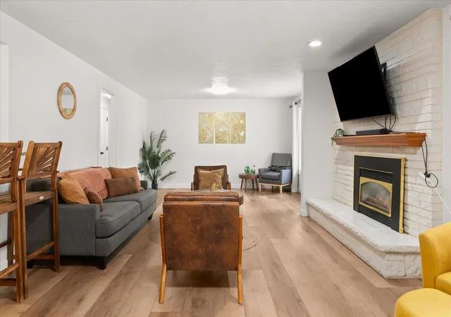 Photo 3 of Single family home for sale at 9715 N Woodridge Dr, Spokane, WA 99208 | MLS# 202626251 | Listing updated on 2026-10-26