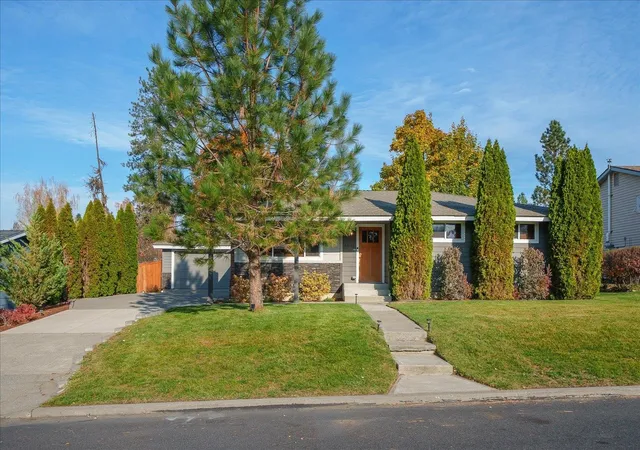Single family home for sale at 5012 W Houston Ave, Spokane, WA 99208 | MLS# 202626259