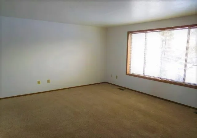 Photo 3 of Single family home for sale at 820 S Calvin Rd, Spokane Valley, WA 99037 | MLS# 202626261 | Listing updated on 2026-10-27