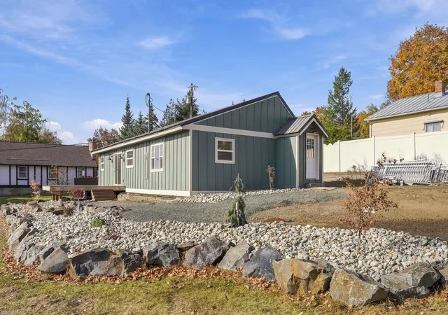Photo 3 of Single family home for sale at 235 S Lindsey St, Tekoa, WA 99033 | MLS# 202626266 | Listing updated on 2026-10-27