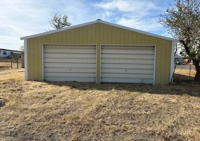 Photo 1 of Single family home for sale at 112 S H St, Sprague, WA 99032 | MLS# 202626287 | Listing updated on 2026-10-27