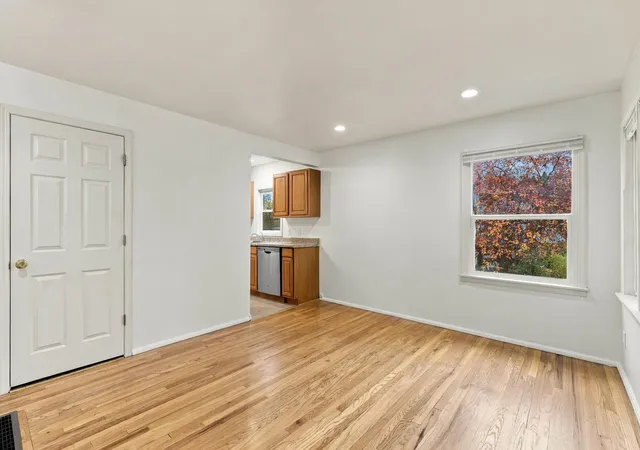 Photo 4 of Single family home for sale at 1425 E 40th Avenue, Spokane, WA 99203 | MLS# 202626314 | Listing updated on 2026-10-28