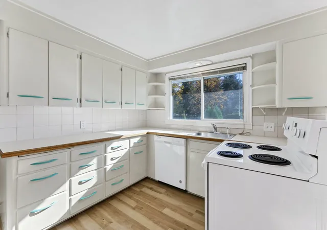 Photo 2 of Single family home for sale at 108 W Nebraska Ave, Spokane, WA 99205 | MLS# 202626317 | Listing updated on 2026-10-28