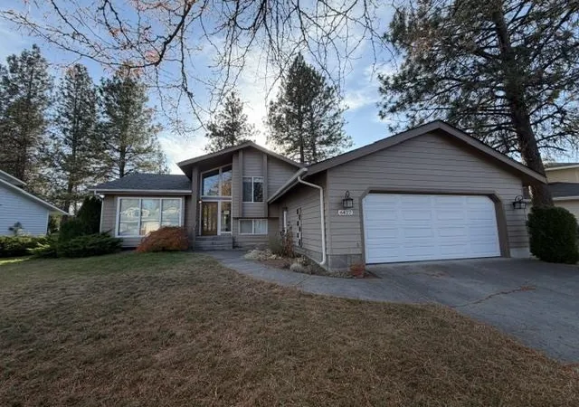 Single family home for sale at 6427 N Royal Crescent Ln, Spokane, WA 99205 | MLS# 202626319