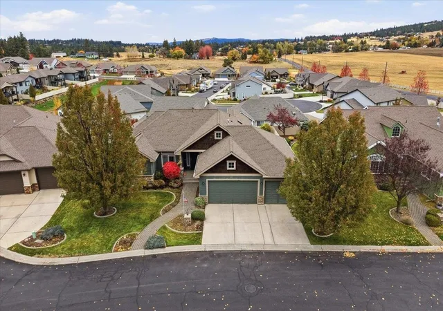 Photo 2 of Single family home for sale at 4309 S Pinegrove Ln, Spokane, WA 99223 | MLS# 202626321 | Listing updated on 2026-10-28