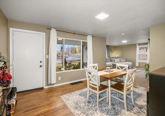 Photo 3 of Single family home for sale at 6222 N Alberta St, Spokane, WA 99205 | MLS# 202626328 | Listing updated on 2026-10-28