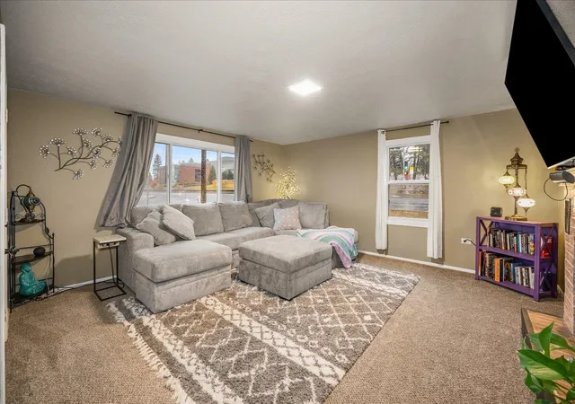 Photo 4 of Single family home for sale at 6222 N Alberta St, Spokane, WA 99205 | MLS# 202626328 | Listing updated on 2026-10-28
