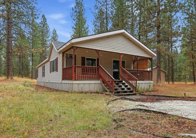 Photo 1 of Manufactured home for sale at 204 E Wild Rose, Colbert, WA 99005 | MLS# 202626334 | Listing updated on 2026-10-28