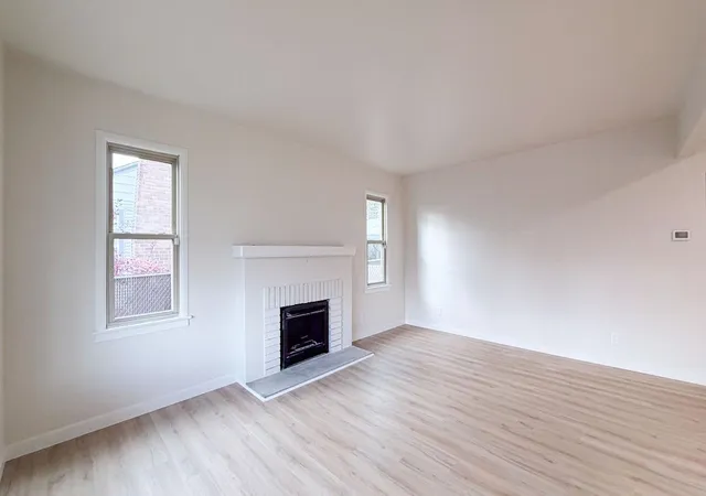 Photo 3 of Single family home for sale at 327 E Garland Ave, Spokane, WA 99207 | MLS# 202626335 | Listing updated on 2026-10-28