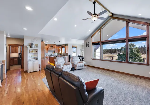 Photo 4 of Single family home for sale at 1102 N Christensen Rd, Medical Lake, WA 99022 | MLS# 202626339 | Listing updated on 2026-10-29