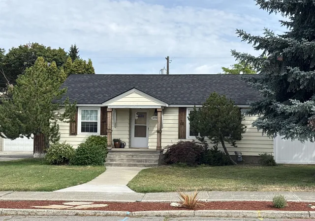 Single family home for sale at 2404 W Rockwell Ave, Spokane, WA 99205 | MLS# 202626342