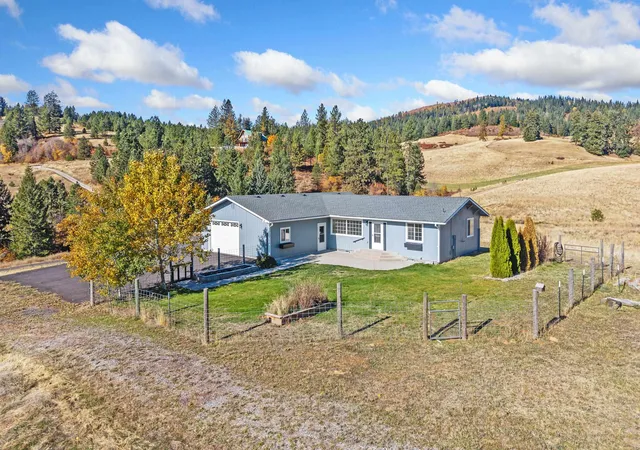 Photo 4 of Single family home for sale at 142 Rosema Rd, Newport, WA 99156 | MLS# 202626343 | Listing updated on 2026-10-29