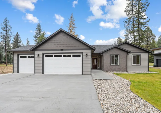 Photo 2 of Single family home for sale at 312 Hogans Way, Chewelah, WA 99109 | MLS# 202626363 | Listing updated on 2026-10-29