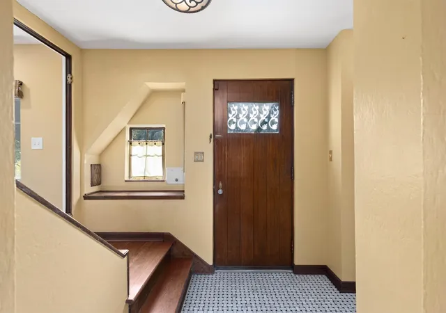 Photo 3 of Single family home for sale at 524 W 22nd Avenue, Spokane, WA 99203 | MLS# 202626366 | Listing updated on 2026-10-29