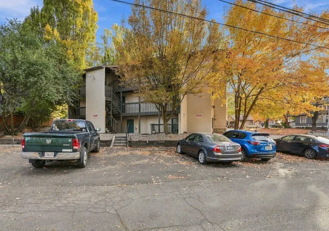 Photo 3 of Multi family home for sale at 1015 S Walnut Pl, Spokane, WA 99204 | MLS# 202626368 | Listing updated on 2026-10-29
