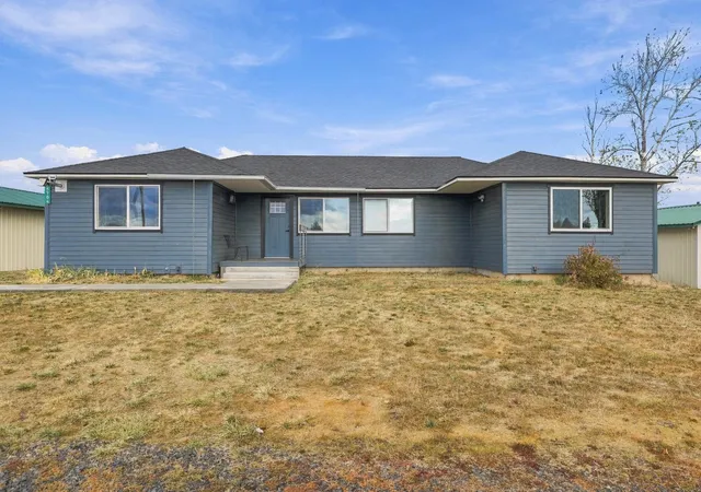 Photo 1 of Single family home for sale at 5704 S Dorset Rd, Spokane, WA 99224 | MLS# 202626377 | Listing updated on 2026-10-29