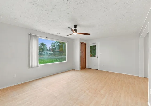 Photo 4 of Single family home for sale at 2303 N Vista Rd, Spokane Valley, WA 99212 | MLS# 202626386 | Listing updated on 2026-10-29