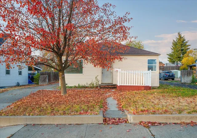Photo 1 of Single family home for sale at 2504 W Wellesley Ave, Spokane, WA 99205 | MLS# 202626387 | Listing updated on 2026-10-29
