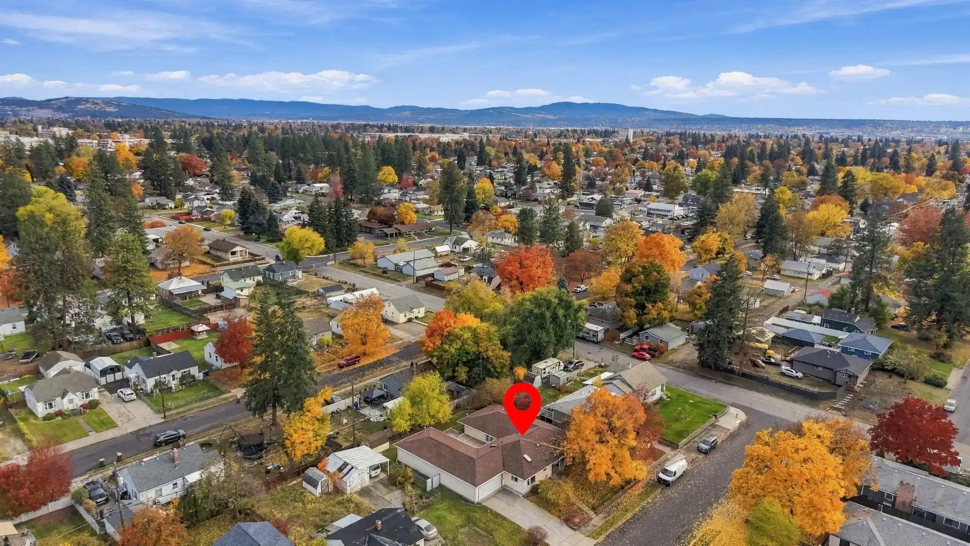 Photo 3 of Single family home for sale at 5912 N Lincoln St, Spokane, WA 99205 | MLS# 202626391 | Listing updated on 2026-10-29