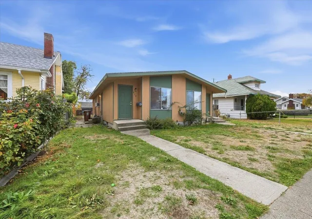 Single family home for sale at 808 E Dalton Ave, Spokane, WA 99207 | MLS# 202626436 | Listing updated on 2026-10-30