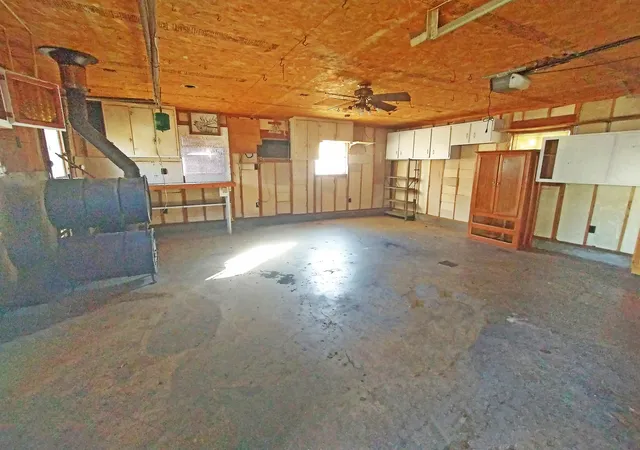 Photo 27 of Single family home for sale at 714 9th St, Peru, IL 61354 | MLS# 12109977 | Listing updated on 2024-12-10