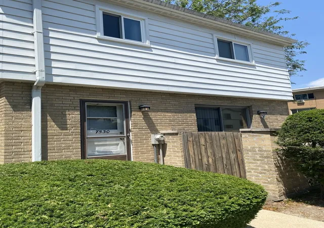 5th image of 7530 Rockford Ct, Forest Park, IL 60130 | MLS# 12111391