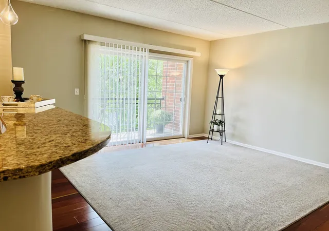 Photo 2 of Condo for sale at 124 W Colfax St #401, Palatine, IL 60067 | MLS# 12147079 | Listing updated on 2024-12-10