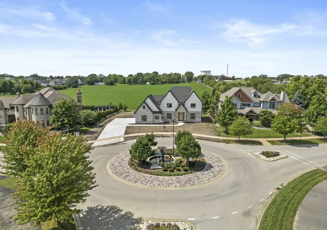 Photo 2 of Single family home for sale at 16106 Syd Crk Dr, Homer Glen, IL 60491 | MLS# 12147632 | Listing updated on 2024-12-08