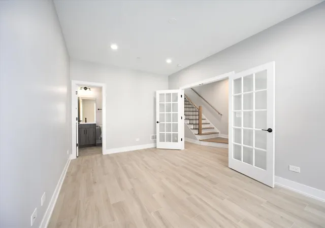 Homes for sale in Chicago, IL | 4444 S Drexel Blvd #B, Chicago, IL 60607 | MLS# 12155897