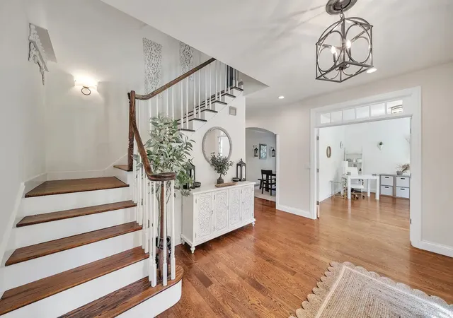 Photo 2 of Single family home for sale at 10155 Haegers Bnd Rd, Algonquin, IL 60102 | MLS# 12165771 | Listing updated on 2024-12-07