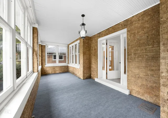 Photo 3 of Single family home for sale at 5915 N West Cir Ave, Chicago, IL 60631 | MLS# 12175810 | Listing updated on 2024-12-09