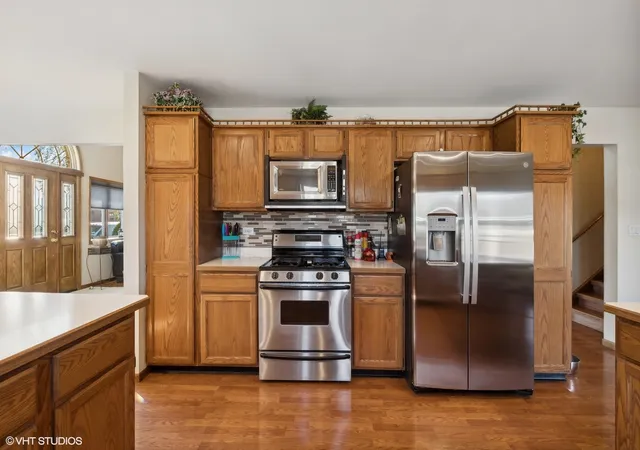 Photo 4 of Single family home for sale at 904 N 10th Avenue, Melrose Park, IL 60160 | MLS# 12179870 | Listing updated on 2024-12-08