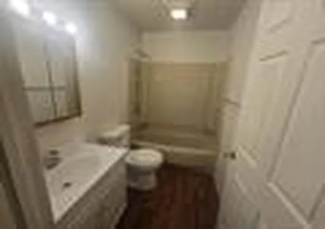 Photo 4 of Single family home for sale at 3129 10th Street, Rockford, IL 61109 | MLS# 12183556 | Listing updated on 2024-12-08
