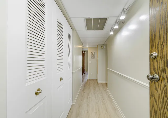 Photo 1 of Condominium at 75 6Th Ave #306, La Grange, IL 60525 | MLS# 12183670 |  | Sold on 2024-12-06