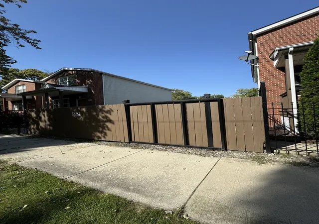 Photo 2 of Single family home for sale at 1316 W 52nd Street, Chicago, IL 60609 | MLS# 12186178 | Listing updated on 2024-12-08