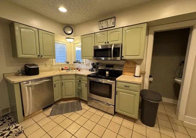 Photo 4 of Single family home for sale at 529 N Lott Blvd, Gibson City, IL 60936 | MLS# 12191331 | Listing updated on 2024-12-06