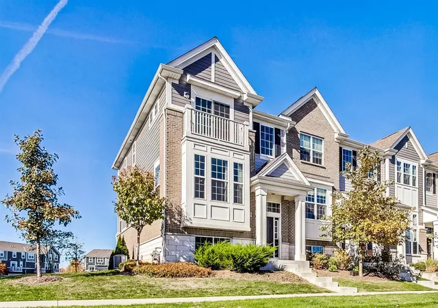 Photo 2 of Sale Pending at 13939 S Belmont Dr, Homer Glen, IL 60491 | MLS# 12192714 | Listing updated on 2024-12-10