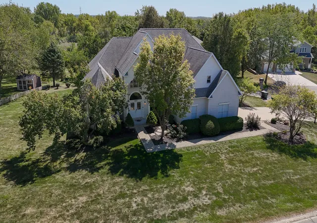 Photo 2 of Single family home for sale at 24221 W Camelot Rd, Joliet, IL 60404 | MLS# 12193338 | Listing updated on 2024-12-11