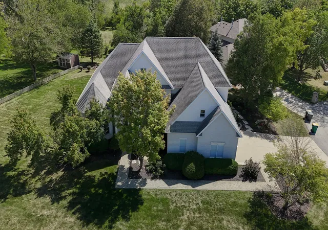 Photo 3 of Single family home for sale at 24221 W Camelot Rd, Joliet, IL 60404 | MLS# 12193338 | Listing updated on 2024-12-11