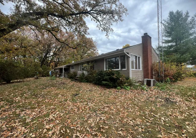 Photo 1 of Single family home for sale at 2212 N 2829th Rd, Marseilles, IL 61341 | MLS# 12197909 | Listing updated on 2024-12-06